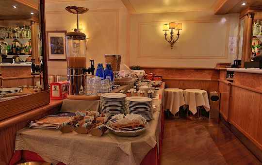 Gallery Cafè La Posta - bar_1-1.jpg